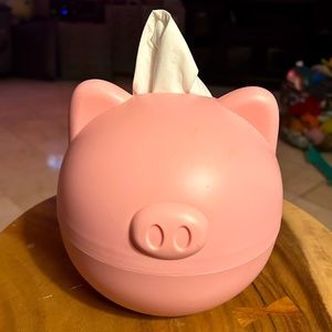 Pink piggy tissue holder